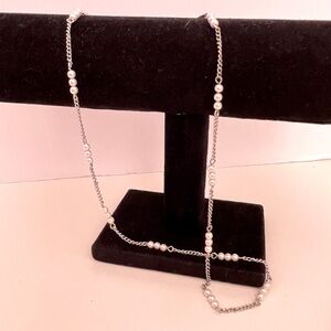 Vintage Silver Tone Faux Pearl Preppy Classic Mermaid Coquette Ballet Necklace